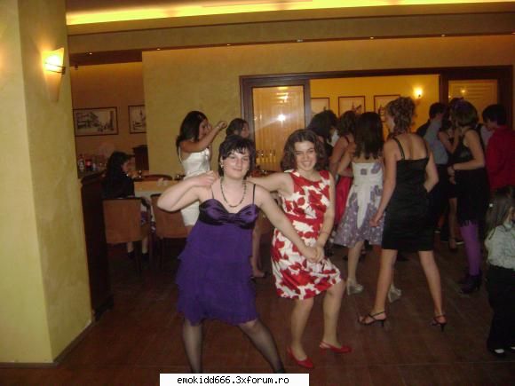 dance.. eu:)