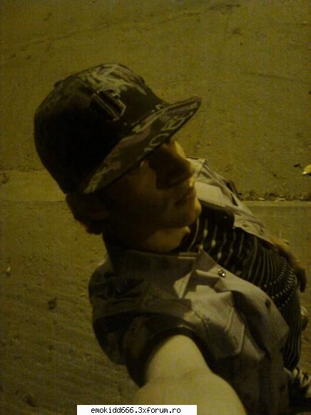 Smoke... - Mdea.... Sho suparat... Ce nam voie?:-w - Poze