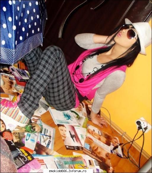 :) relaxo:x