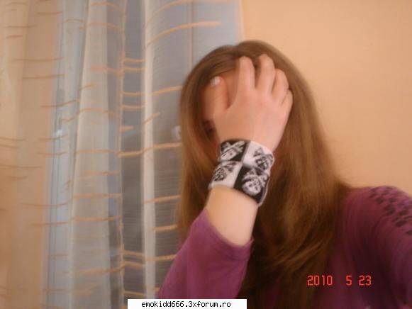 :hi: